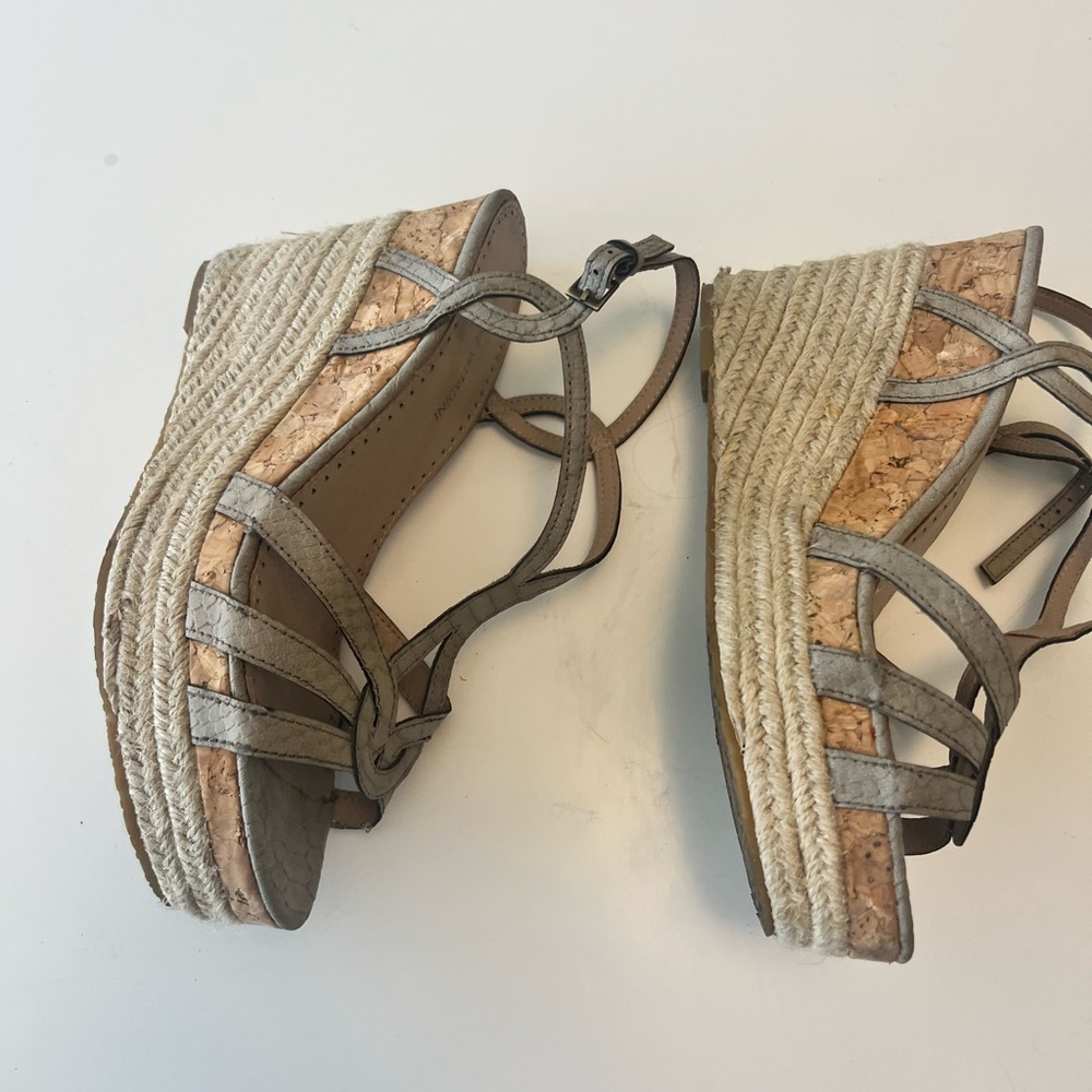 Adrienne Vittadini Women's Strappy Sandals - Gray - Picture 3 of 6